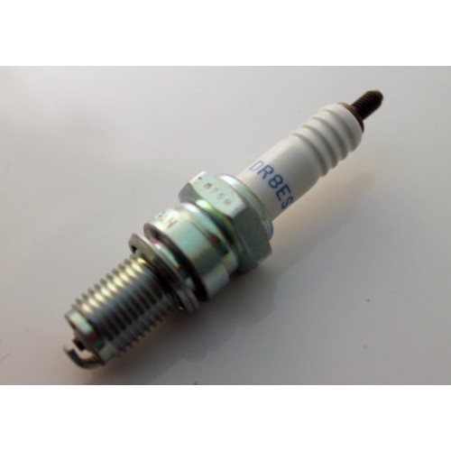 Spark plug NGK DR8ES 5423